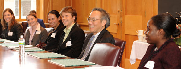 Dartmouth Energy Collaborative meets with Secretary of Energy Steven Chu
